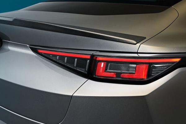 Старт продаж нового седана Changan Lamore